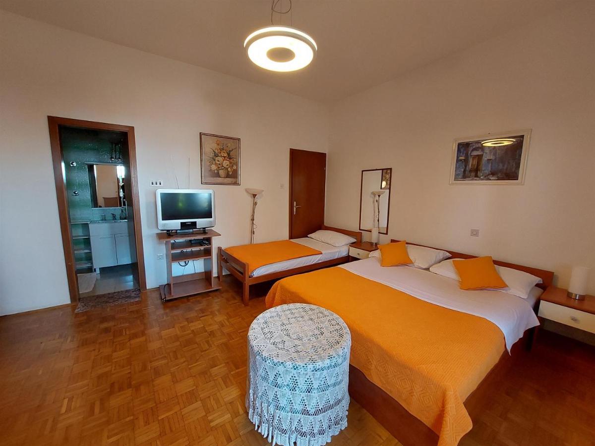 Apartments Faran Crikvenica Extérieur photo