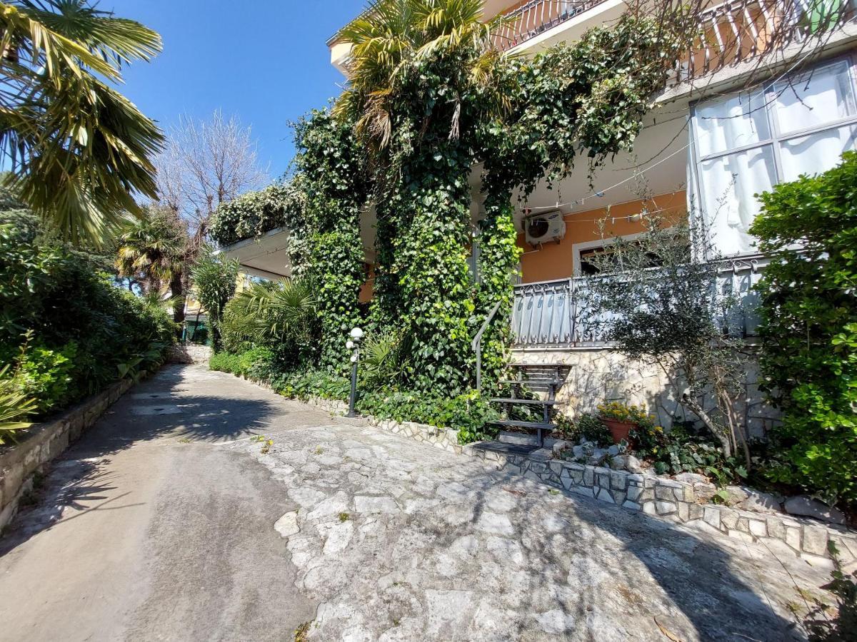 Apartments Faran Crikvenica Extérieur photo