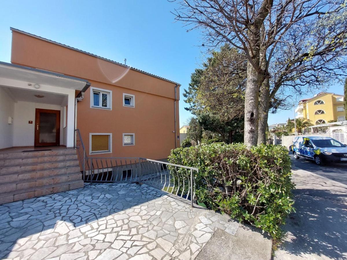 Apartments Faran Crikvenica Extérieur photo